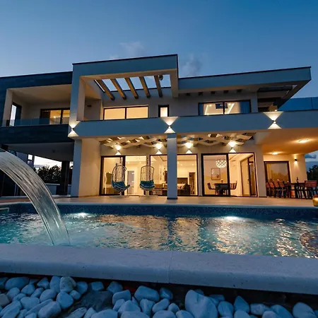 Willa Contemporary Zadar Villa 4 Bedrooms Villa Barako Prestige Private Heated Pool Air-Conditioning Zaton Nin