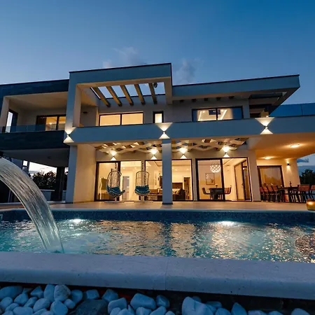 Willa Contemporary Zadar Villa 4 Bedrooms Villa Barako Prestige Private Heated Pool Air-Conditioning Zaton Nin