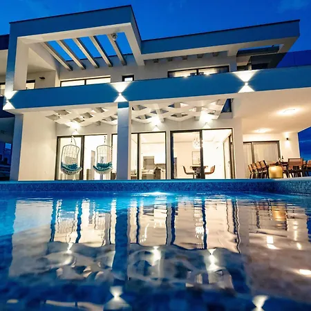Contemporary Zadar Villa 4 Bedrooms Villa Barako Prestige Private Heated Pool Air-Conditioning Zaton Willa