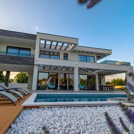 Contemporary Zadar Villa 4 Bedrooms Villa Barako Prestige Private Heated Pool Air-Conditioning Zaton Nin