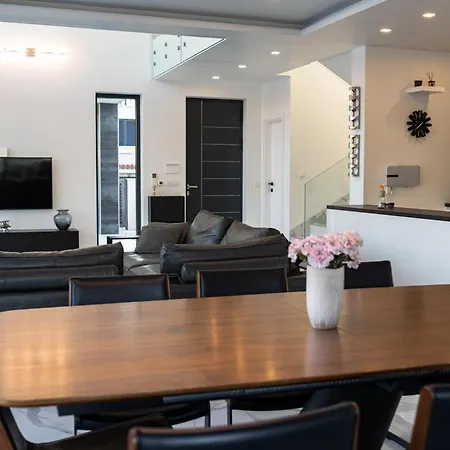 Willa Contemporary Zadar Villa 4 Bedrooms Villa Barako Prestige Private Heated Pool Air-Conditioning Zaton *