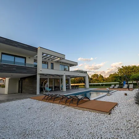 Willa Contemporary Zadar Villa 4 Bedrooms Villa Barako Prestige Private Heated Pool Air-Conditioning Zaton Nin