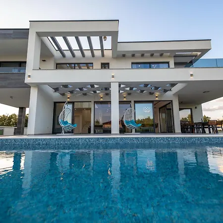 Contemporary Zadar Villa 4 Bedrooms Villa Barako Prestige Private Heated Pool Air-Conditioning Zaton Willa Nin