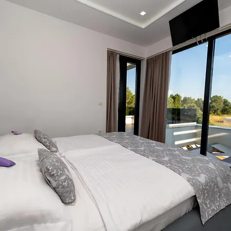 Contemporary Zadar Villa 4 Bedrooms Villa Barako Prestige Private Heated Pool Air-Conditioning Zaton Willa *