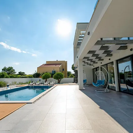 Contemporary Zadar Villa 4 Bedrooms Villa Barako Prestige Private Heated Pool Air-Conditioning Zaton Willa *