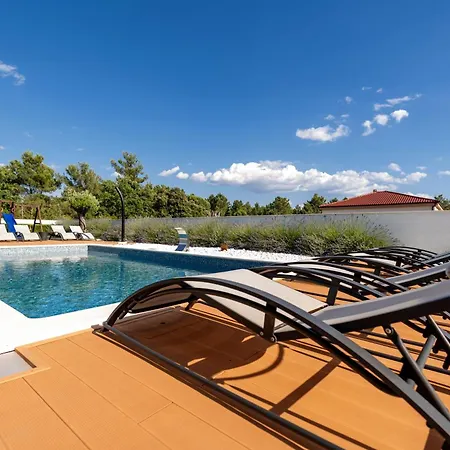 Contemporary Zadar Villa 4 Bedrooms Villa Barako Prestige Private Heated Pool Air-Conditioning Zaton * Nin