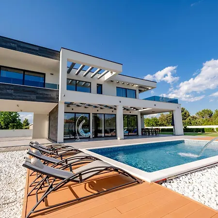Contemporary Zadar Villa 4 Bedrooms Villa Barako Prestige Private Heated Pool Air-Conditioning Zaton Willa Nin