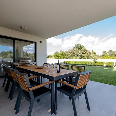 Contemporary Zadar Villa 4 Bedrooms Villa Barako Prestige Private Heated Pool Air-Conditioning Zaton Willa
