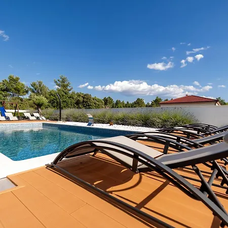 Contemporary Zadar Villa 4 Bedrooms Villa Barako Prestige Private Heated Pool Air-Conditioning Zaton * Nin