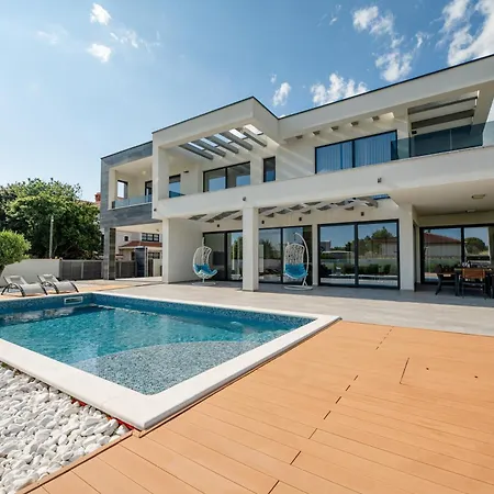 Contemporary Zadar 4 Bedrooms Barako Prestige Private Heated Pool Air-conditioning Zaton Nin