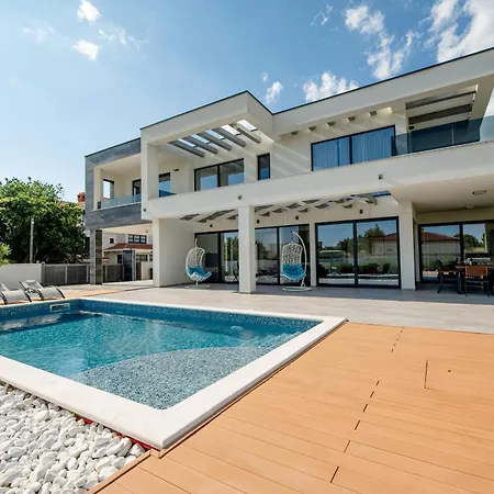 Contemporary Zadar 4 Bedrooms Barako Prestige Private Heated Pool Air-conditioning Zaton Villa