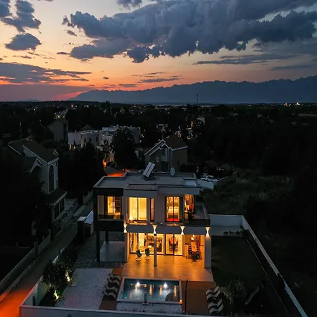Contemporary Zadar Villa 4 Bedrooms Villa Barako Prestige Private Heated Pool Air-Conditioning Zaton Nin