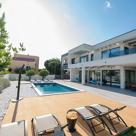 Contemporary Zadar 4 Bedrooms Barako Prestige Private Heated Pool Air-conditioning Zaton *